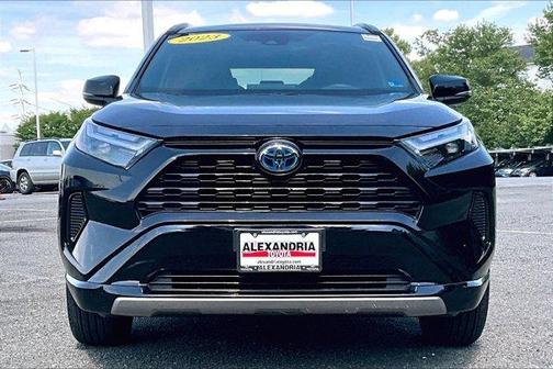 0218 2023 Toyota RAV4 Hybrid SE