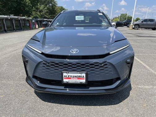 2025 Toyota Crown Signia Limited