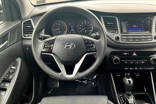 2018 Hyundai TUCSON SE