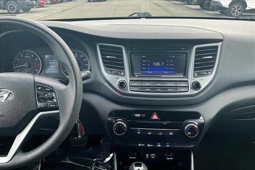 2018 Hyundai TUCSON SE