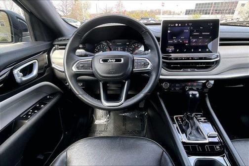 Granite Crystal Clearcoat Metallic 2023 Jeep Compass Limited