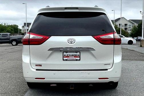 2016 Toyota Sienna Limited Premium