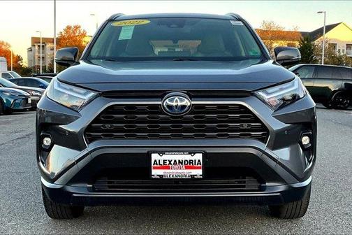 2022 Toyota RAV4 Hybrid XLE Premium