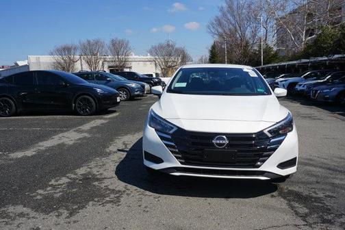 2025 Nissan Versa 1.6 SV