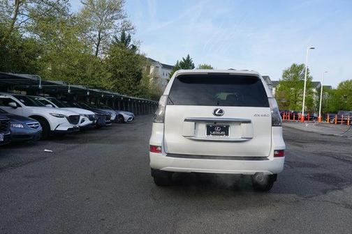 2022 Lexus GX 460 Base