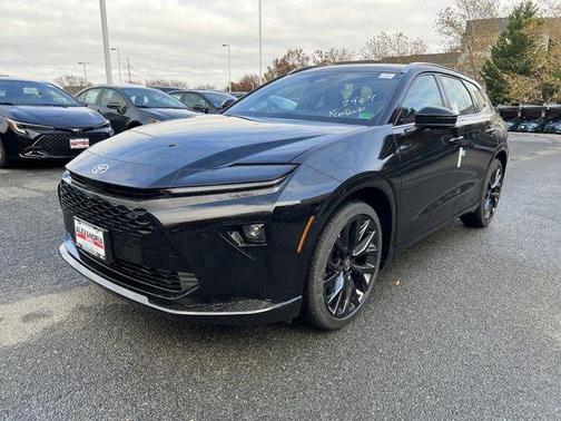 2025 Toyota Crown Signia Limited