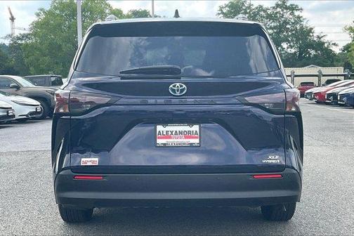 2023 Toyota Sienna XLE
