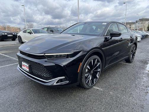 2026 Toyota Crown Platinum