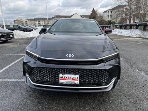 2026 Toyota Crown Platinum