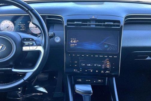 Black Pearl 2024 Hyundai TUCSON SEL