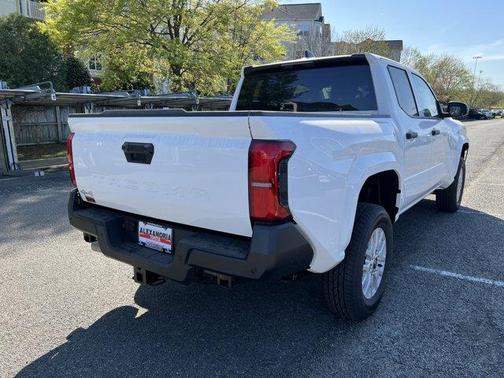 2025 Toyota Tacoma SR