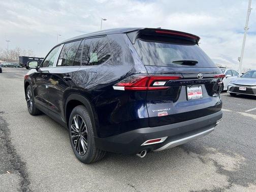 2026 Toyota Grand Highlander Hybrid MAX Platinum