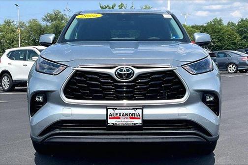 2022 Toyota Highlander LE
