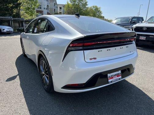 2025 Toyota Prius