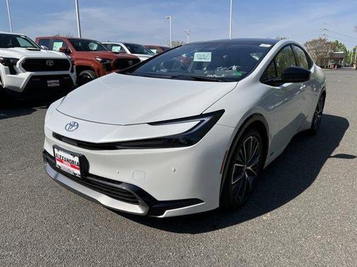 2025 Toyota Prius