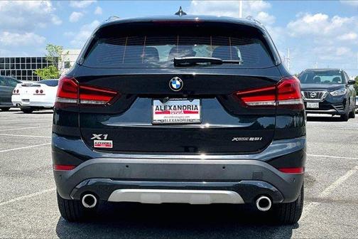 Black Sapphire Metallic 2021 BMW X1 xDrive28i