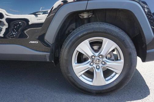 2023 Toyota RAV4 Hybrid LE