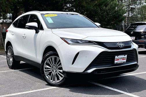 2022 Toyota Venza XLE