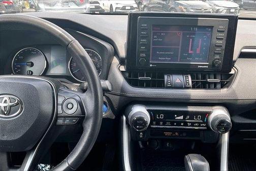 2022 Toyota RAV4 Hybrid XLE Premium