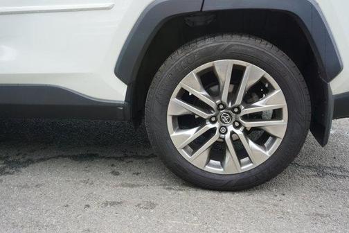 White 2019 Toyota RAV4 Limited