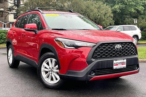 2023 Toyota Corolla Cross LE