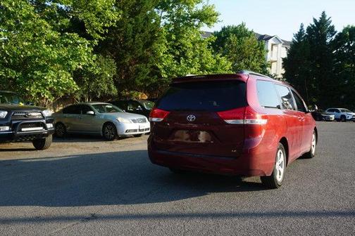 2013 Toyota Sienna LE