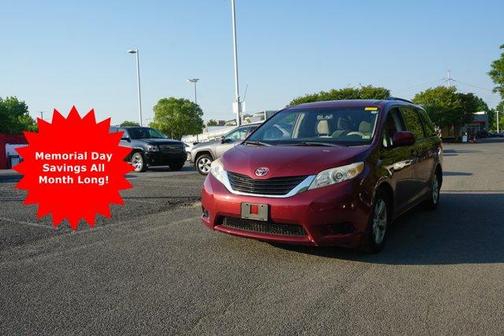 2013 Toyota Sienna LE