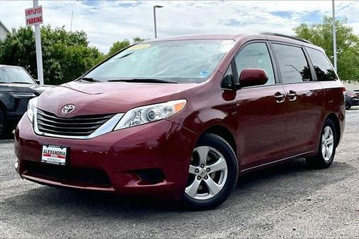 2013 Toyota Sienna LE