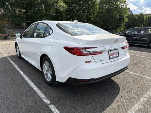Ice 2026 Toyota Camry LE