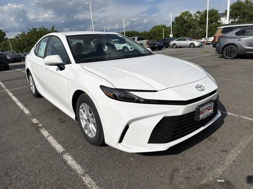 Ice 2026 Toyota Camry LE