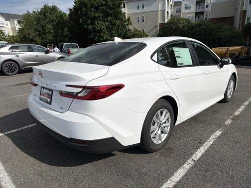 Ice 2026 Toyota Camry LE