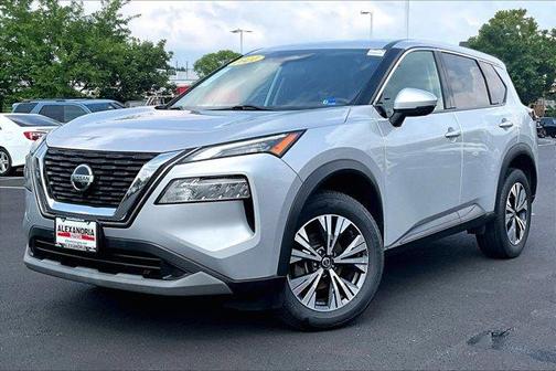 Brilliant Silver Metallic 2021 Nissan Rogue SV