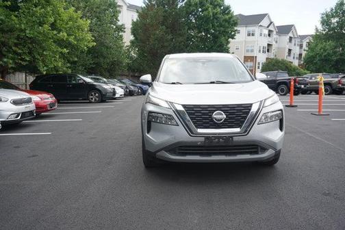 Brilliant Silver Metallic 2021 Nissan Rogue SV