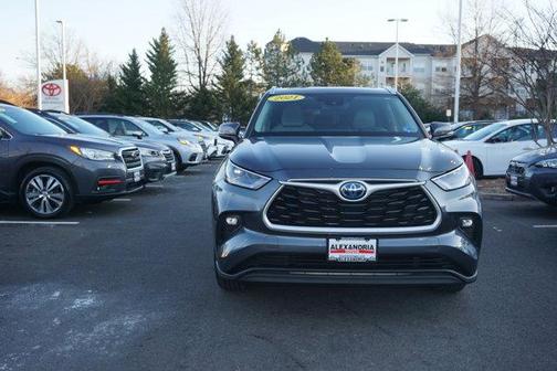 2021 Toyota Highlander Hybrid XLE