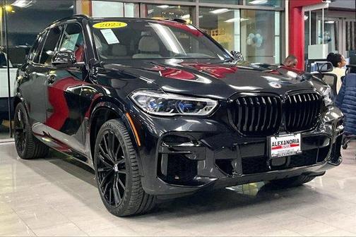 2023 BMW X5 M50i