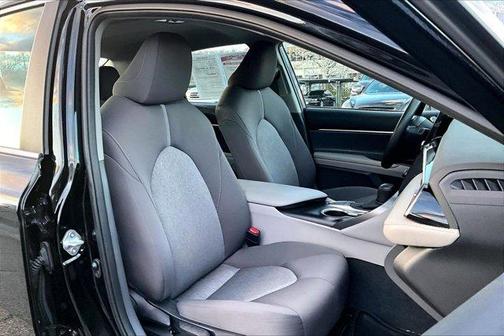 0218 2023 Toyota Camry LE