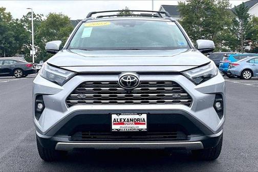 01D6 2023 Toyota RAV4 Limited