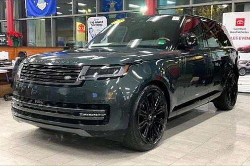 2025 Land Rover Range Rover P400 SE