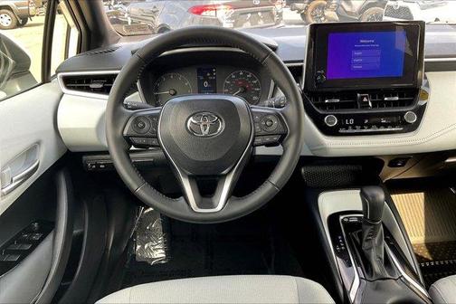 2023 Toyota Corolla Hatchback SE