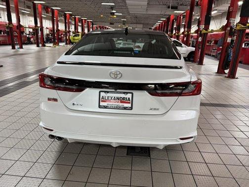 Wind Chill Pearl 2026 Toyota Camry XSE