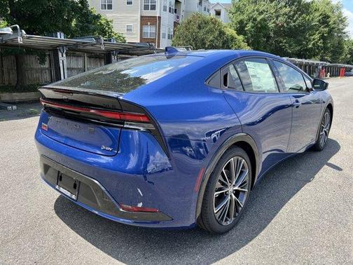 2025 Toyota Prius XLE