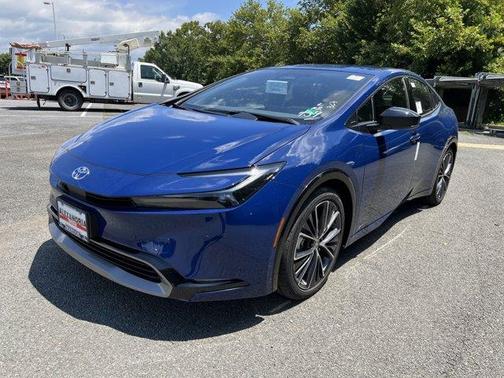 2025 Toyota Prius XLE