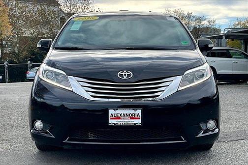 2016 Toyota Sienna 