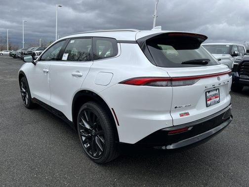 2026 Toyota Crown Signia Limited