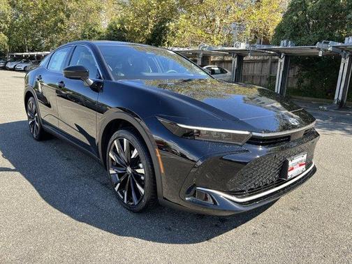 2026 Toyota Crown Platinum