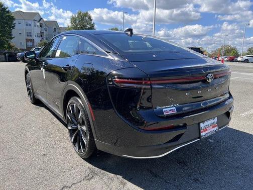 2026 Toyota Crown Platinum