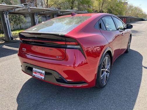 2025 Toyota Prius XLE
