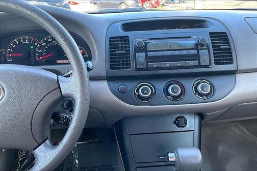 2006 Toyota Camry LE