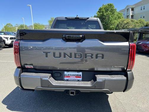 2025 Toyota Tundra Hybrid Platinum