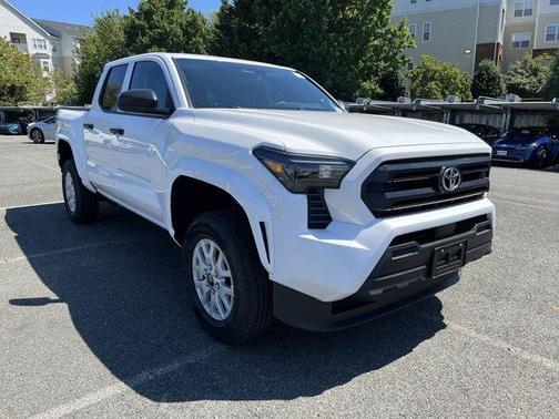 2025 Toyota Tacoma SR